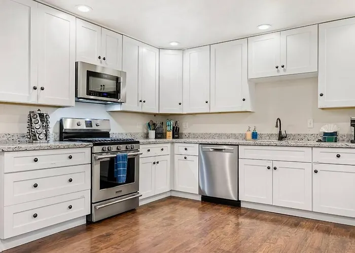 The Entertainer Luxury In The Heart Of